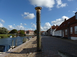 FZ033256 Pole indicating historic flood levels in Ribe.jpg